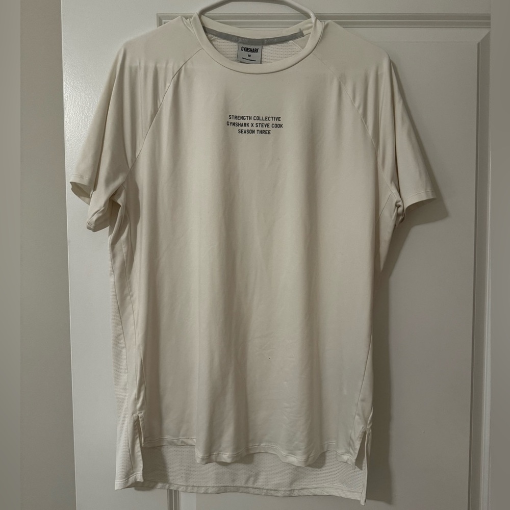 Men’s Size M Gymshark Steve Cook Collection shirt